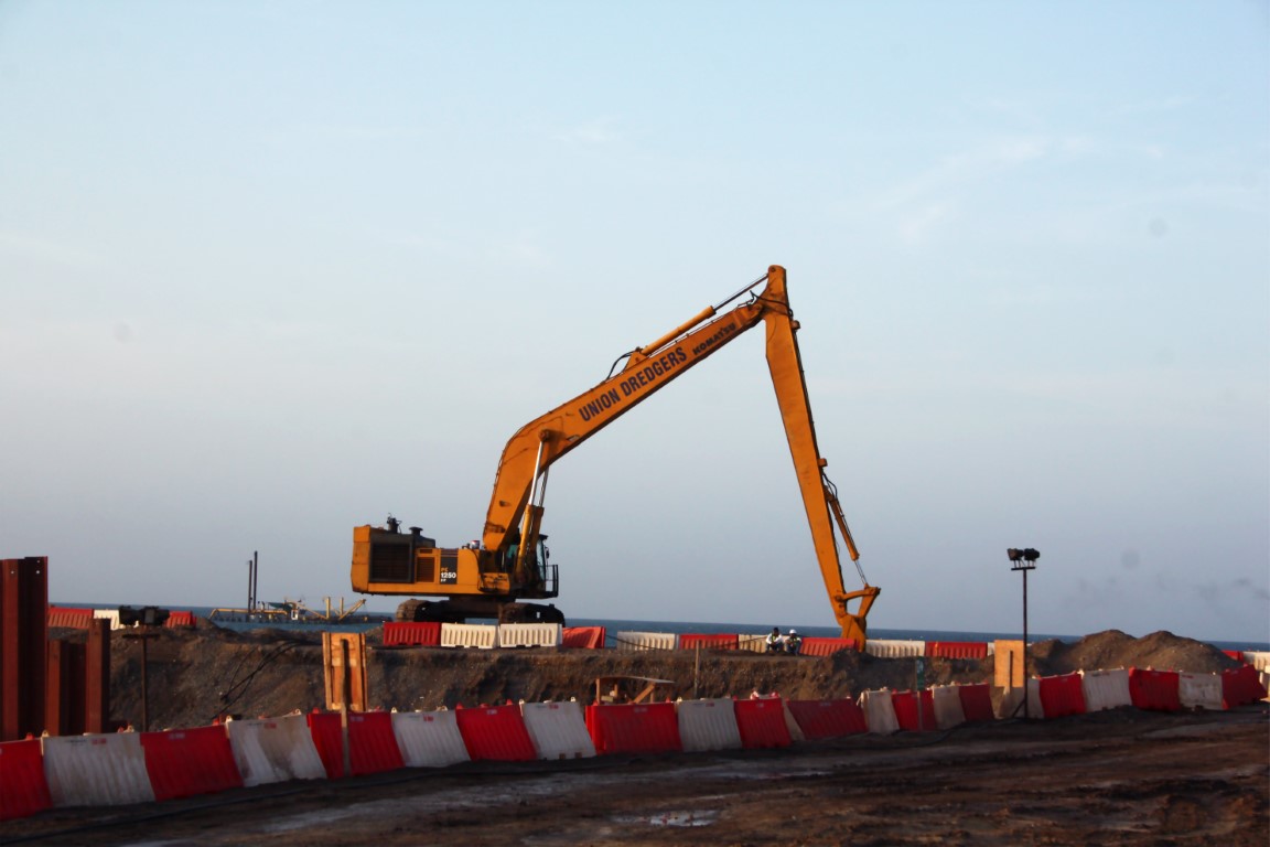 Specialised equipment for offshore pipeline projects