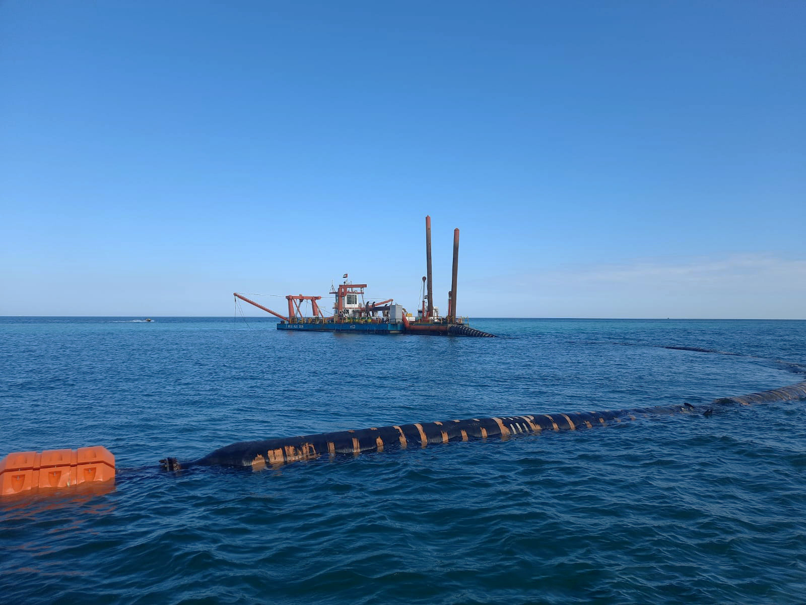 Dredging operations by Union Dredgers in megalodon